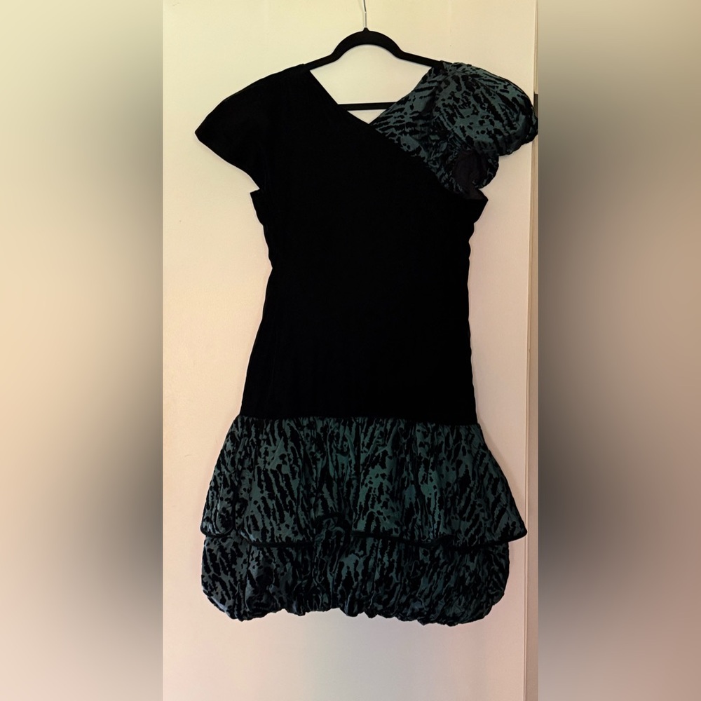 Black Velvet and Green 80’s made in Paris Dress